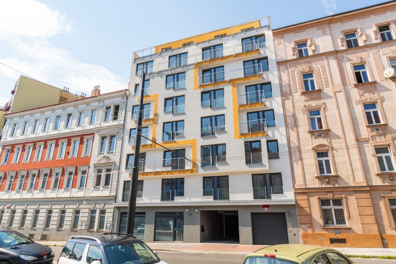 Brand New Studio Apartment #51 With Free Secure Parking In The Center Prague Ngoại thất bức ảnh